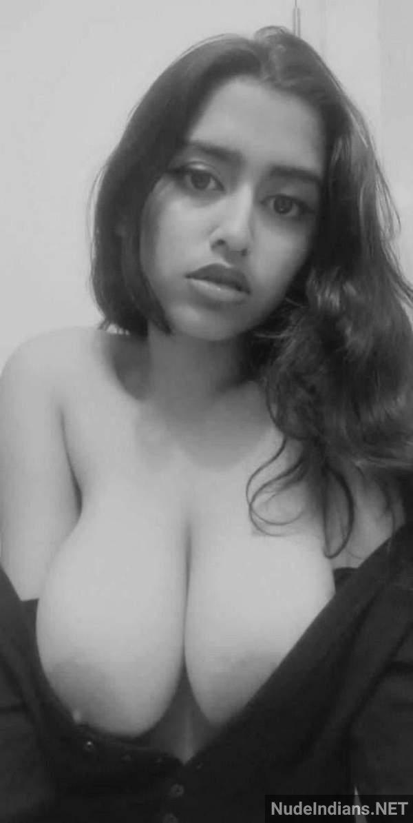 https://pub-5fcdf72a54cd4edbb03ec3edaa415a42.r2.dev/nakedleaks/sensual_indian_bhabhi_revealing_hairy_pussy_and_busty_assets/16.jpg