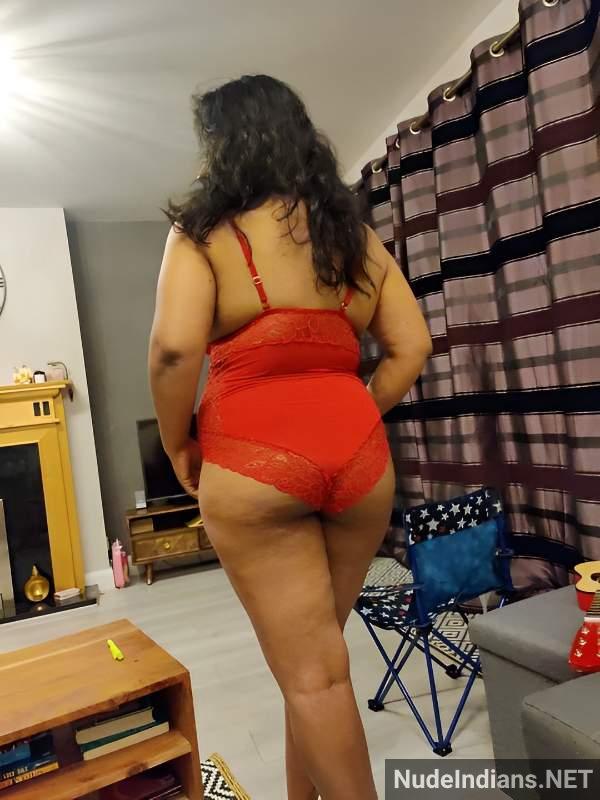 https://pub-5fcdf72a54cd4edbb03ec3edaa415a42.r2.dev/nakedleaks/sensual_indian_bhabi's_nude_photos_with_desi_flair/45.jpg