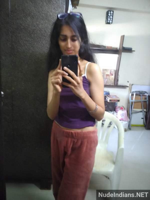 https://pub-5fcdf72a54cd4edbb03ec3edaa415a42.r2.dev/nakedleaks/sensual_indian_girlfriend's_nude_photos_in_bengaluru/23.jpg