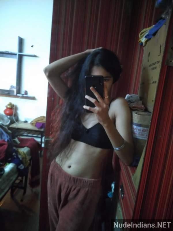 https://pub-5fcdf72a54cd4edbb03ec3edaa415a42.r2.dev/nakedleaks/sensual_indian_girlfriend's_nude_photos_in_bengaluru/34.jpg