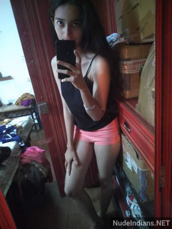 https://pub-5fcdf72a54cd4edbb03ec3edaa415a42.r2.dev/nakedleaks/sensual_indian_girlfriend's_nude_photos_in_bengaluru/56.jpg