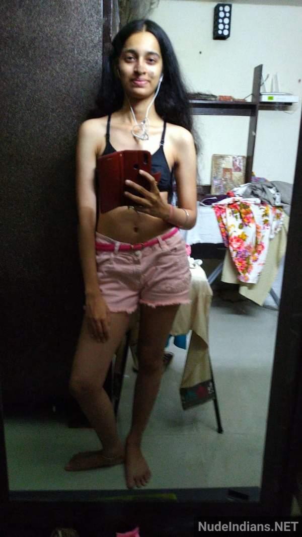 https://pub-5fcdf72a54cd4edbb03ec3edaa415a42.r2.dev/nakedleaks/sensual_indian_girlfriend's_nude_photos_in_bengaluru/75.jpg