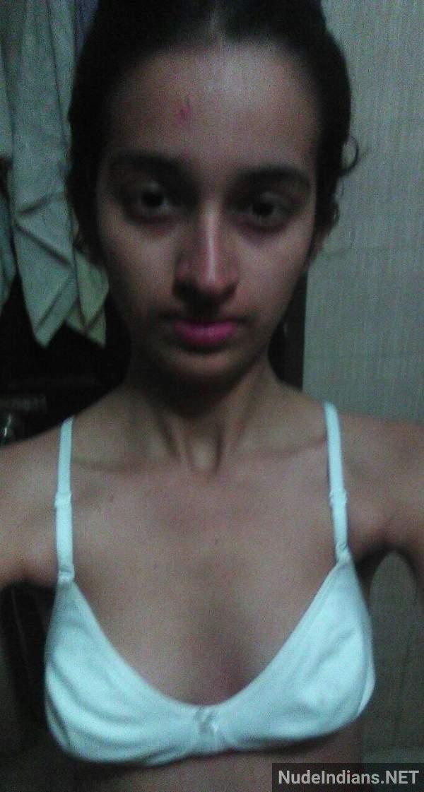 https://pub-5fcdf72a54cd4edbb03ec3edaa415a42.r2.dev/nakedleaks/sensual_indian_girlfriend's_nude_photos_in_bengaluru/81.jpg
