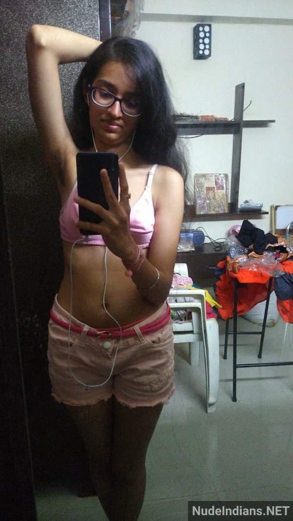 https://pub-5fcdf72a54cd4edbb03ec3edaa415a42.r2.dev/nakedleaks/sensual_indian_girlfriend's_nude_photos_in_bengaluru/88.jpg