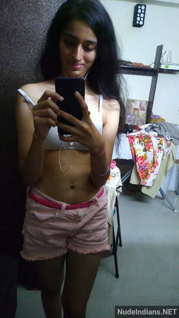 https://pub-5fcdf72a54cd4edbb03ec3edaa415a42.r2.dev/nakedleaks/sensual_indian_girlfriend's_nude_photos_in_bengaluru/91.jpg