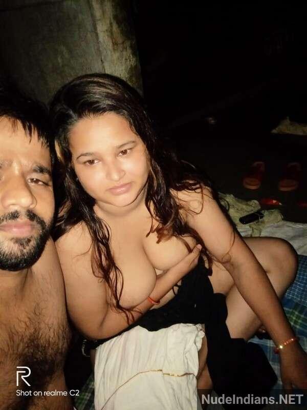 https://pub-5fcdf72a54cd4edbb03ec3edaa415a42.r2.dev/nakedleaks/sensual_indian_snapshots_of_kerala_ladies_and_cam_performers/25.jpg