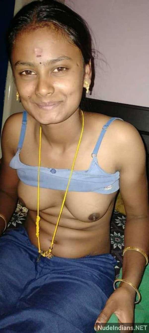 https://pub-5fcdf72a54cd4edbb03ec3edaa415a42.r2.dev/nakedleaks/sensual_indian_snapshots_of_kerala_ladies_and_cam_performers/26.jpg