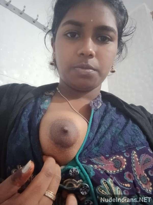https://pub-5fcdf72a54cd4edbb03ec3edaa415a42.r2.dev/nakedleaks/sensual_indian_snapshots_of_kerala_ladies_and_cam_performers/44.jpg