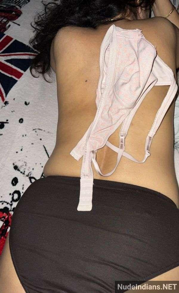 https://pub-5fcdf72a54cd4edbb03ec3edaa415a42.r2.dev/nakedleaks/sensual_indian_snapshots_of_kerala_ladies_and_cam_performers/6.jpg