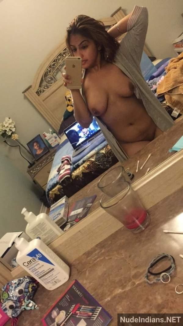 https://pub-5fcdf72a54cd4edbb03ec3edaa415a42.r2.dev/nakedleaks/sensual_indian_spouses'_pre-sex_nude_snapshots/59.jpg