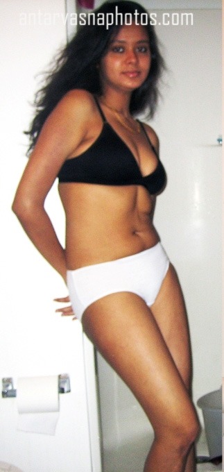 https://pub-5fcdf72a54cd4edbb03ec3edaa415a42.r2.dev/nakedleaks/sensual_indian_teen's_bushy_private_area_pictures/0.jpg