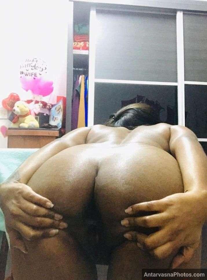 https://pub-5fcdf72a54cd4edbb03ec3edaa415a42.r2.dev/nakedleaks/sensual_indian_wife_reveals_naked_body_in_selfies/5.jpg