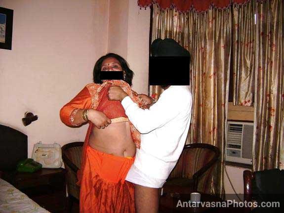 https://pub-5fcdf72a54cd4edbb03ec3edaa415a42.r2.dev/nakedleaks/sensual_indian_woman_intimate_photo_gallery/0.jpg