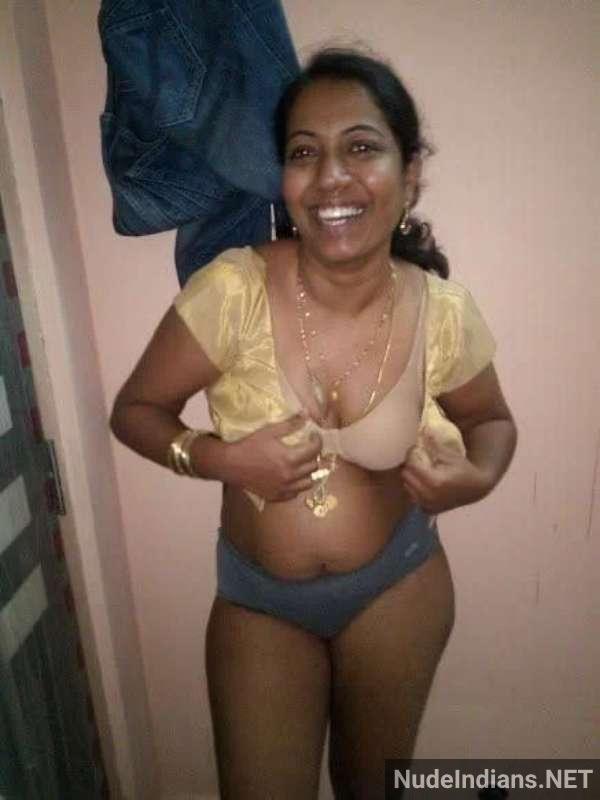 https://pub-5fcdf72a54cd4edbb03ec3edaa415a42.r2.dev/nakedleaks/sensual_kerala_college_girlfriends_exposed_in_nude_photos/10.jpg