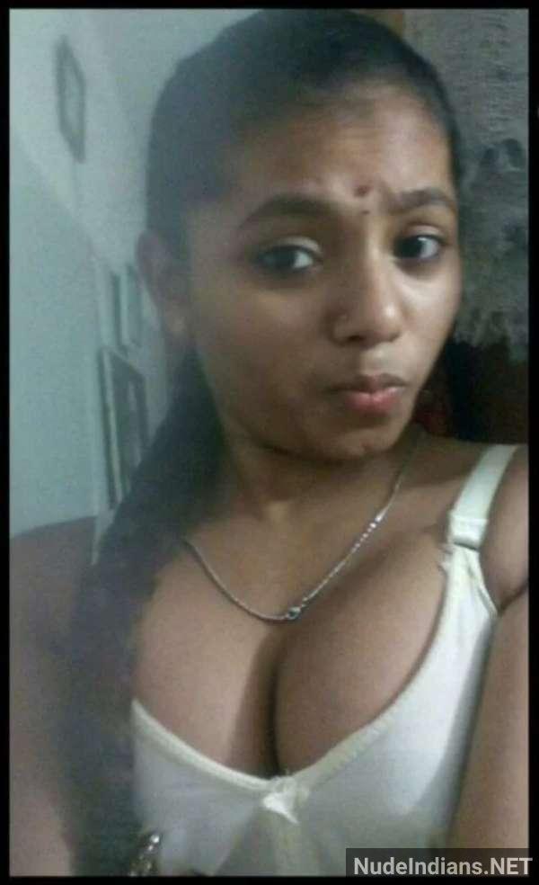 https://pub-5fcdf72a54cd4edbb03ec3edaa415a42.r2.dev/nakedleaks/sensual_kerala_college_girlfriends_exposed_in_nude_photos/12.jpg