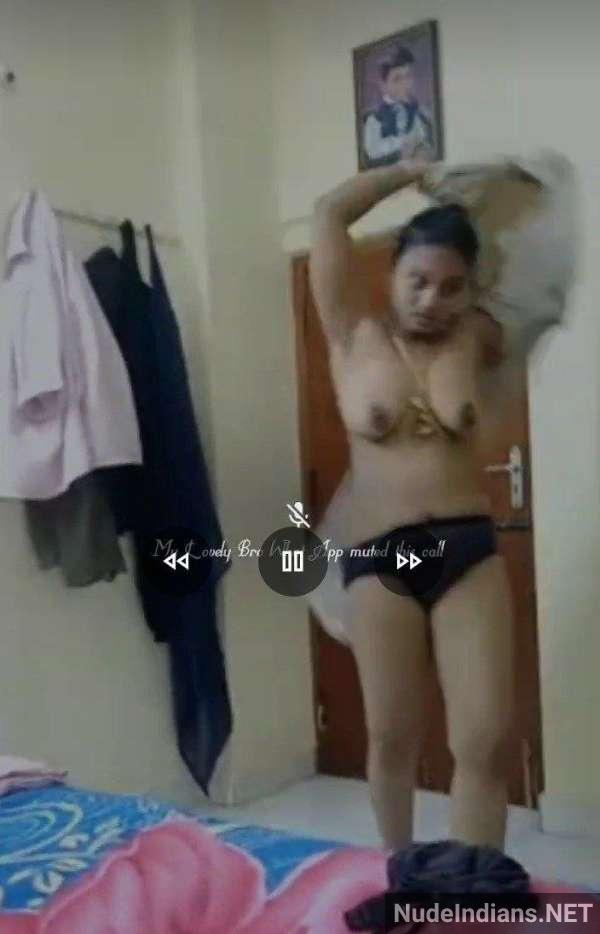 https://pub-5fcdf72a54cd4edbb03ec3edaa415a42.r2.dev/nakedleaks/sensual_kerala_college_girlfriends_exposed_in_nude_photos/13.jpg