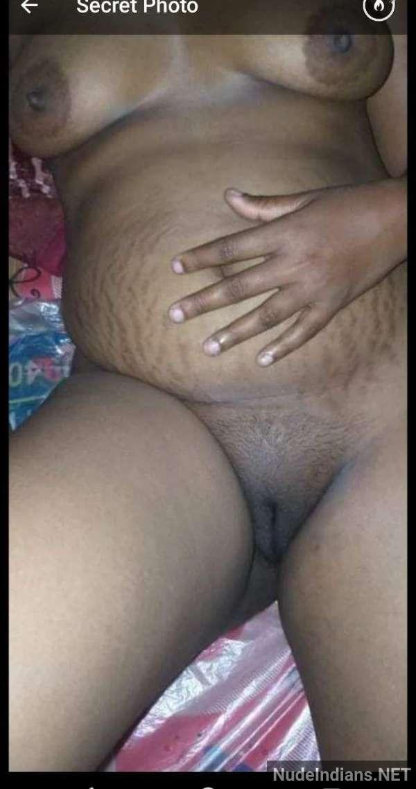 https://pub-5fcdf72a54cd4edbb03ec3edaa415a42.r2.dev/nakedleaks/sensual_kerala_college_girlfriends_exposed_in_nude_photos/27.jpg
