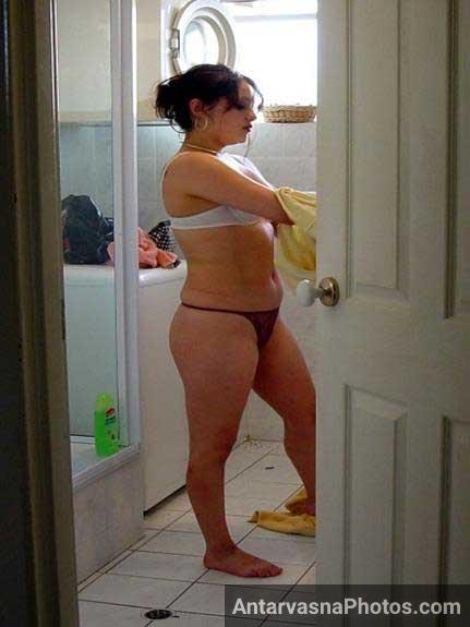 Sensual lady's Indian adult photos leaked