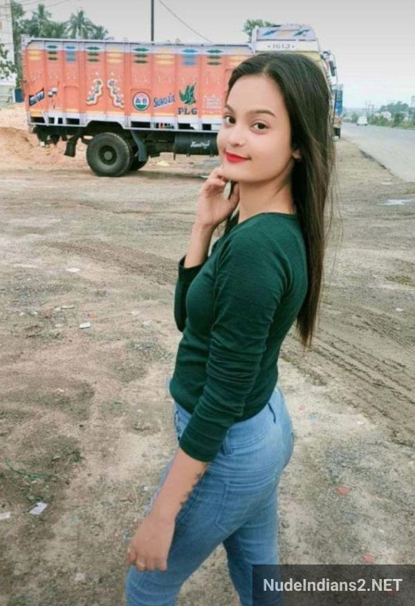 https://pub-5fcdf72a54cd4edbb03ec3edaa415a42.r2.dev/nakedleaks/sensual_mirzapur_teen_sonal_tiwari_nude_selfies_revealing_slim_figure/1.jpg
