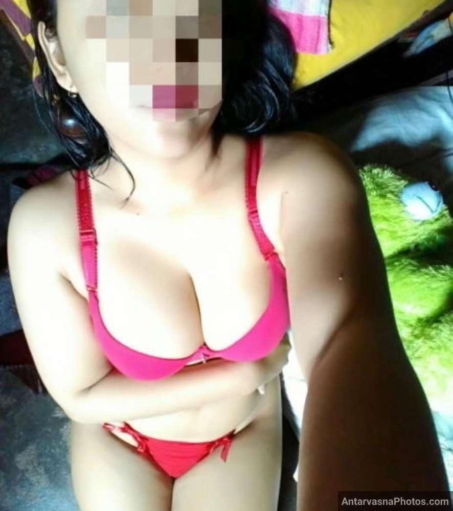 https://pub-5fcdf72a54cd4edbb03ec3edaa415a42.r2.dev/nakedleaks/sensual_muslim_wife_takes_alluring_selfies_with_a_selfie_stick/5.jpg