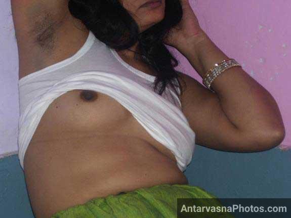 https://pub-5fcdf72a54cd4edbb03ec3edaa415a42.r2.dev/nakedleaks/sensual_photos_of_indian_beauty_shahreen's_bare_breasts/4.jpg