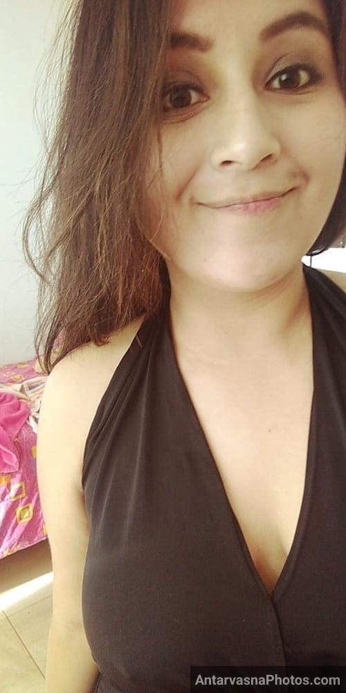 https://pub-5fcdf72a54cd4edbb03ec3edaa415a42.r2.dev/nakedleaks/sensual_photos_of_indian_girls_engaging_in_erotic_activities/2.jpg
