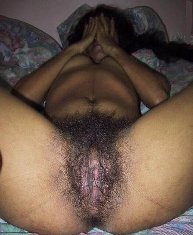 https://pub-5fcdf72a54cd4edbb03ec3edaa415a42.r2.dev/nakedleaks/sensual_photos_of_indian_women_in_private_setting/24.jpg