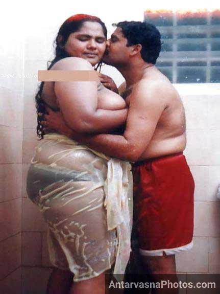 https://pub-5fcdf72a54cd4edbb03ec3edaa415a42.r2.dev/nakedleaks/sensual_photos_of_mature_indian_aunties/7.jpg
