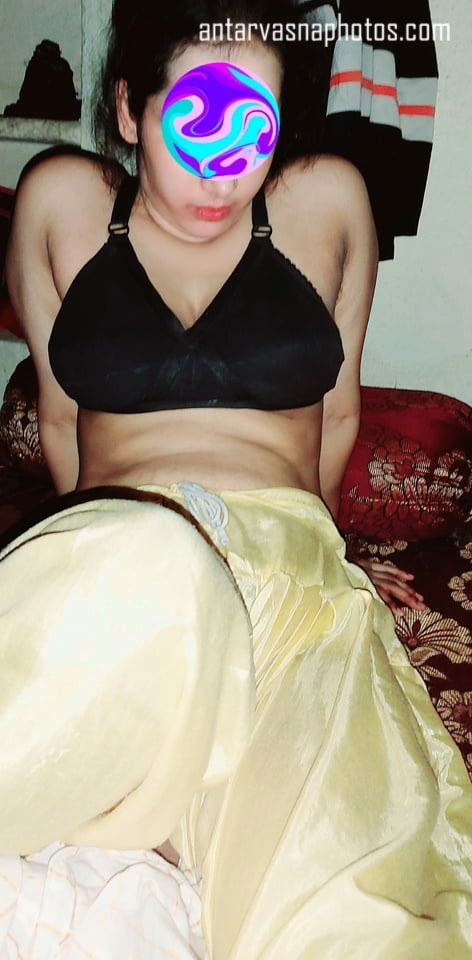 https://pub-5fcdf72a54cd4edbb03ec3edaa415a42.r2.dev/nakedleaks/sensual_pictures_of_desi_bhabhi_kiran/0.jpg