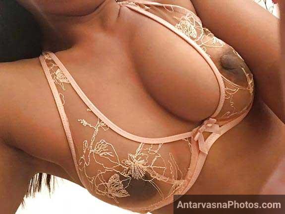https://pub-5fcdf72a54cd4edbb03ec3edaa415a42.r2.dev/nakedleaks/sensual_poses_by_naked_indian_girls/7.jpg