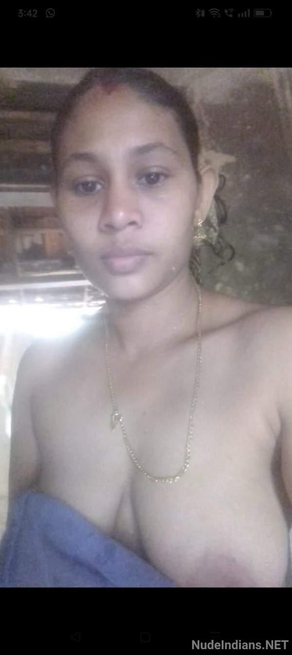 https://pub-5fcdf72a54cd4edbb03ec3edaa415a42.r2.dev/nakedleaks/sensual_poses_of_kerala_girls_and_girlfriends/18.jpg
