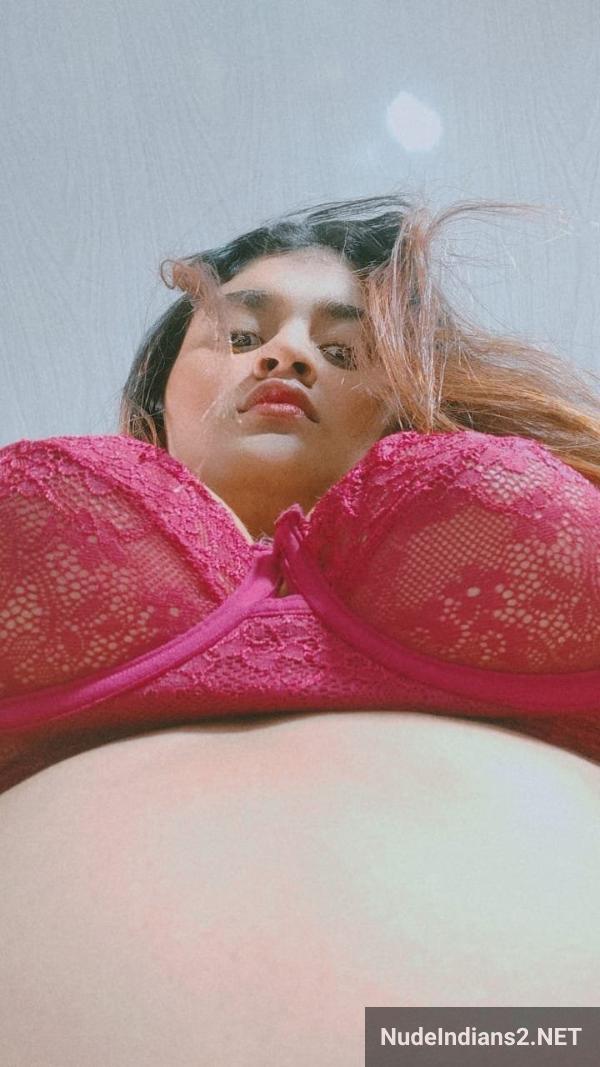 https://pub-5fcdf72a54cd4edbb03ec3edaa415a42.r2.dev/nakedleaks/sensual_punjabi_beauty_dolly_sinha_reveals_stunning_physique_&_intimate_moments/14.jpg