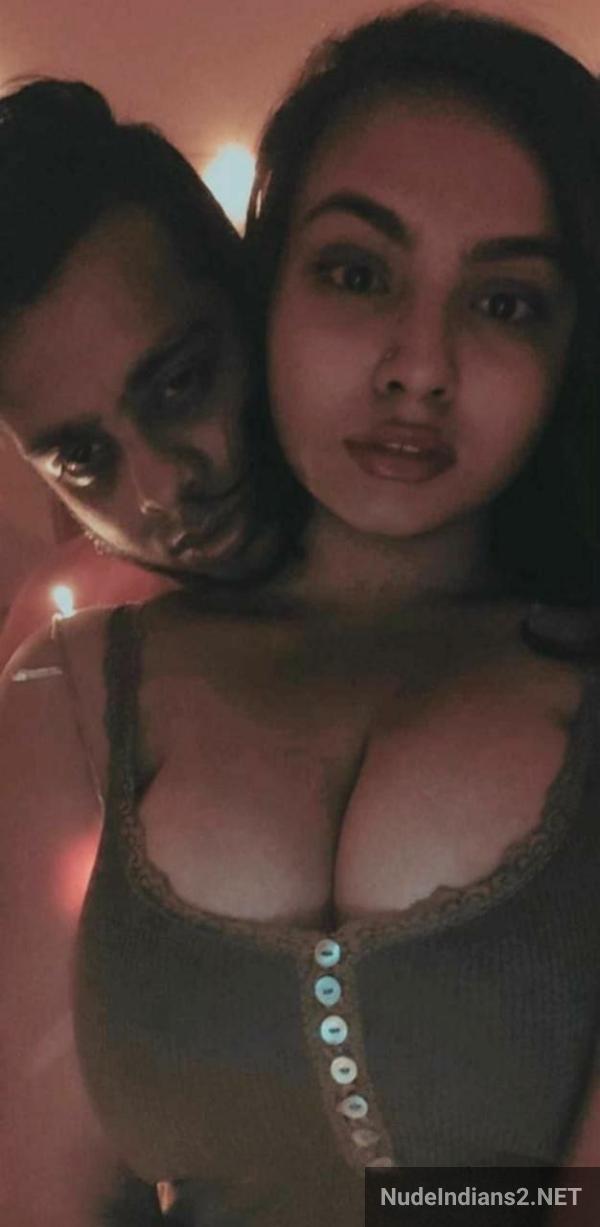 https://pub-5fcdf72a54cd4edbb03ec3edaa415a42.r2.dev/nakedleaks/sensual_shaina_amin's_alluring_busty_selfies/4.jpg