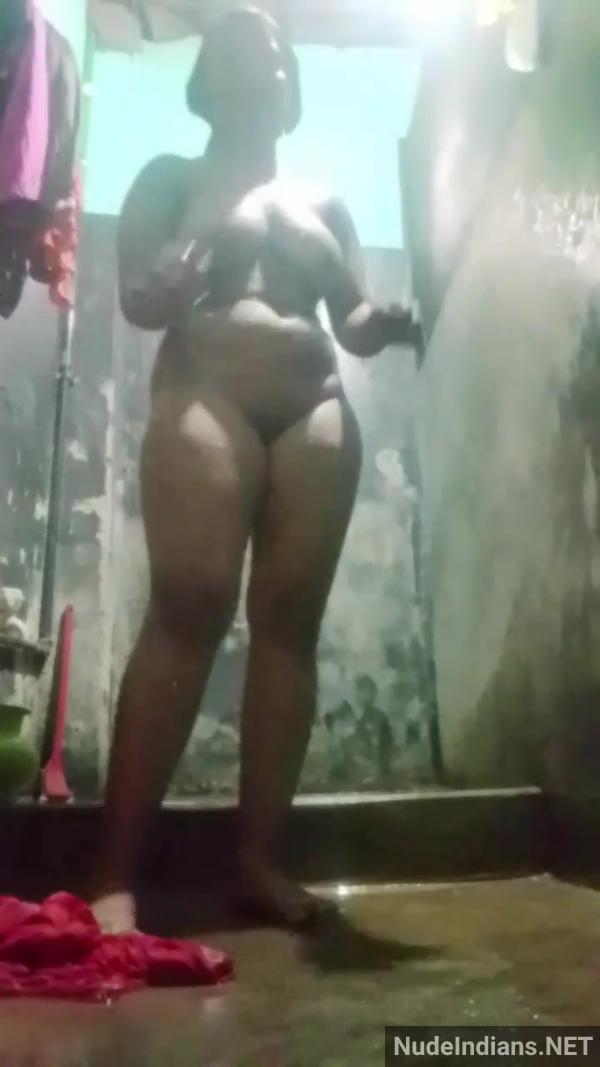 https://pub-5fcdf72a54cd4edbb03ec3edaa415a42.r2.dev/nakedleaks/sensual_south_indian_beauty_reveals_all_in_shower_photos/8.jpg