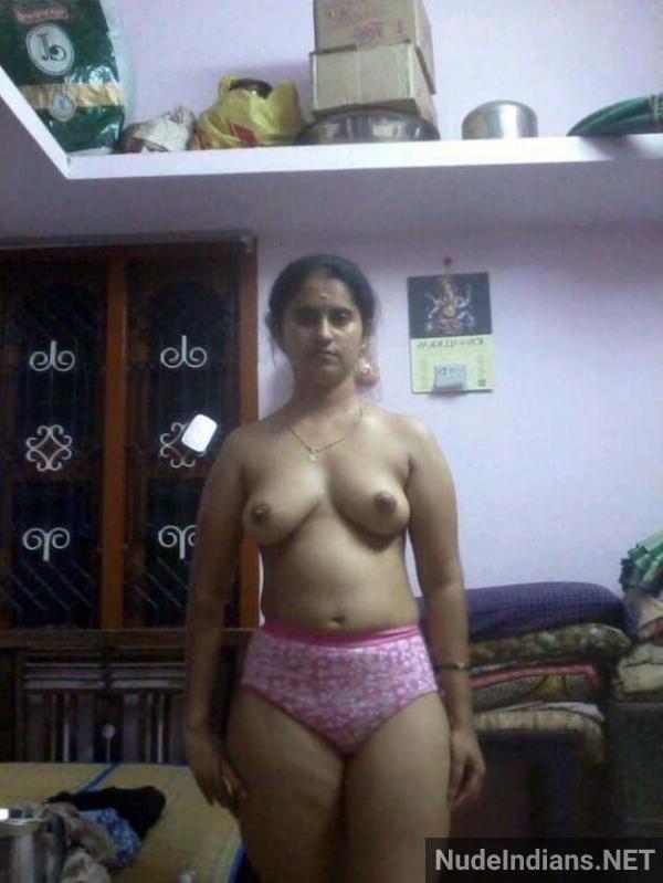 https://pub-5fcdf72a54cd4edbb03ec3edaa415a42.r2.dev/nakedleaks/sensual_tamil_aunty_sharing_intimate_photos_for_erotic_pleasure/11.jpg