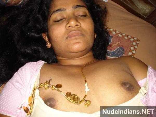 https://pub-5fcdf72a54cd4edbb03ec3edaa415a42.r2.dev/nakedleaks/sensual_telugu_aunty_revealing_desi_nude_images/109.jpg