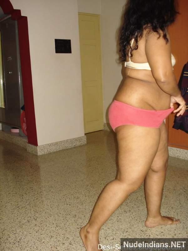 https://pub-5fcdf72a54cd4edbb03ec3edaa415a42.r2.dev/nakedleaks/sensual_telugu_aunty_revealing_desi_nude_images/151.jpg