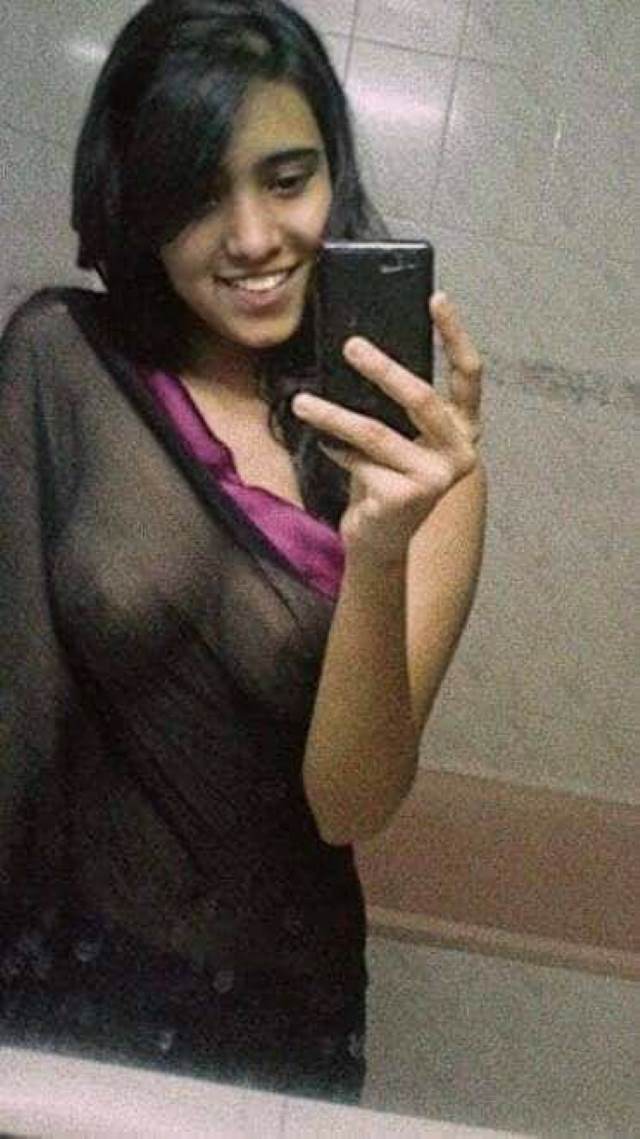 https://pub-5fcdf72a54cd4edbb03ec3edaa415a42.r2.dev/nakedleaks/sensual_valentine's_day_chudai_with_hot_girls/16.jpg