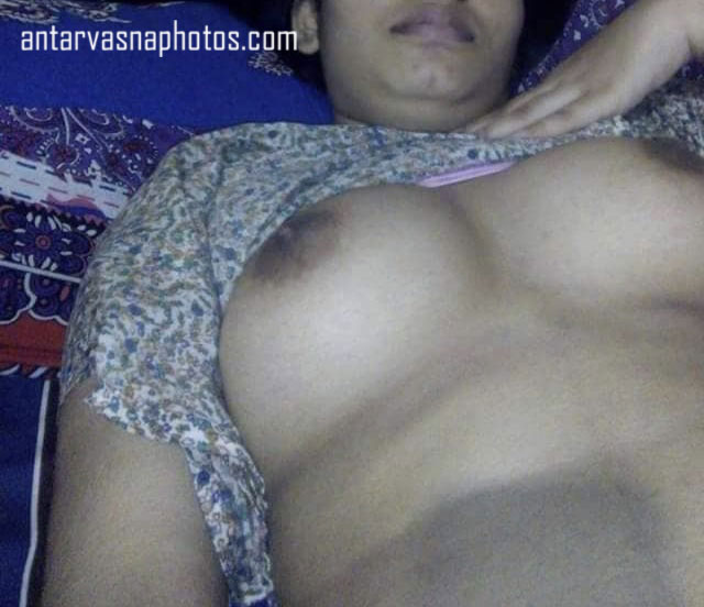 https://pub-5fcdf72a54cd4edbb03ec3edaa415a42.r2.dev/nakedleaks/sensual_young_bipasa's_intimate_photos/1.jpg