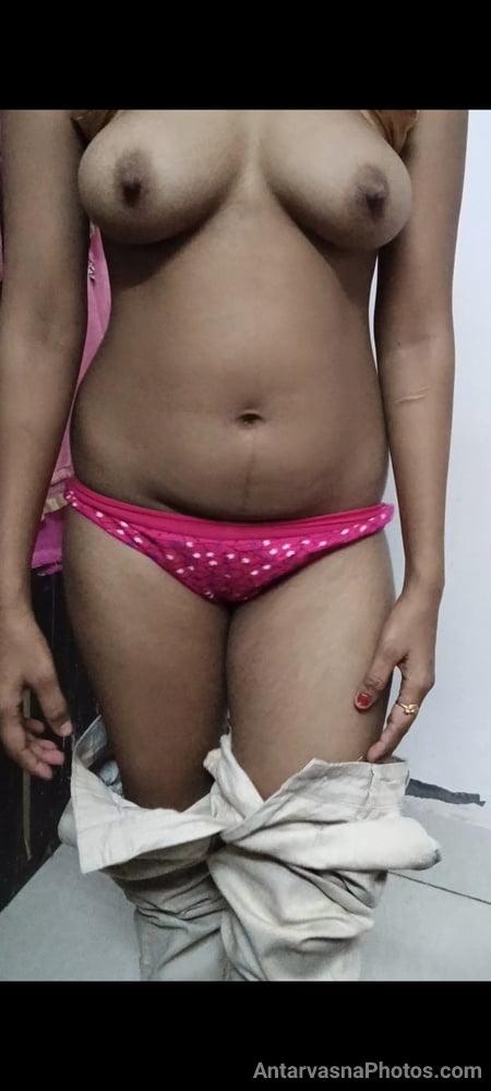 https://pub-5fcdf72a54cd4edbb03ec3edaa415a42.r2.dev/nakedleaks/sensuous_desi_wife_flaunting_her_nudity_in_an_explicit_gallery/2.jpg