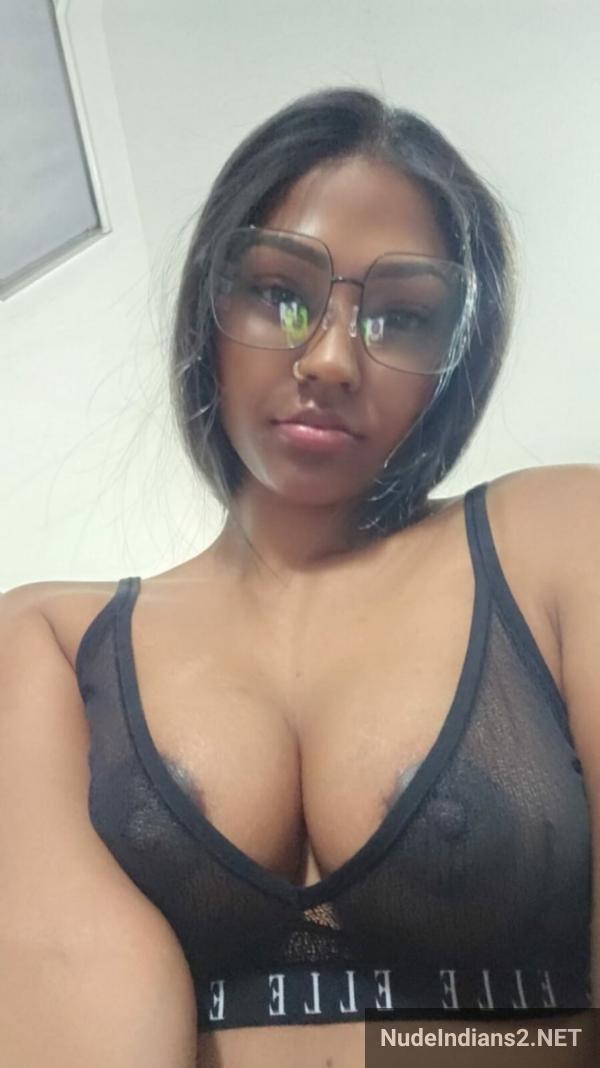 https://pub-5fcdf72a54cd4edbb03ec3edaa415a42.r2.dev/nakedleaks/sensuous_display_of_a_telugu_model_named_samantha_in_alluring_lingerie/27.jpg