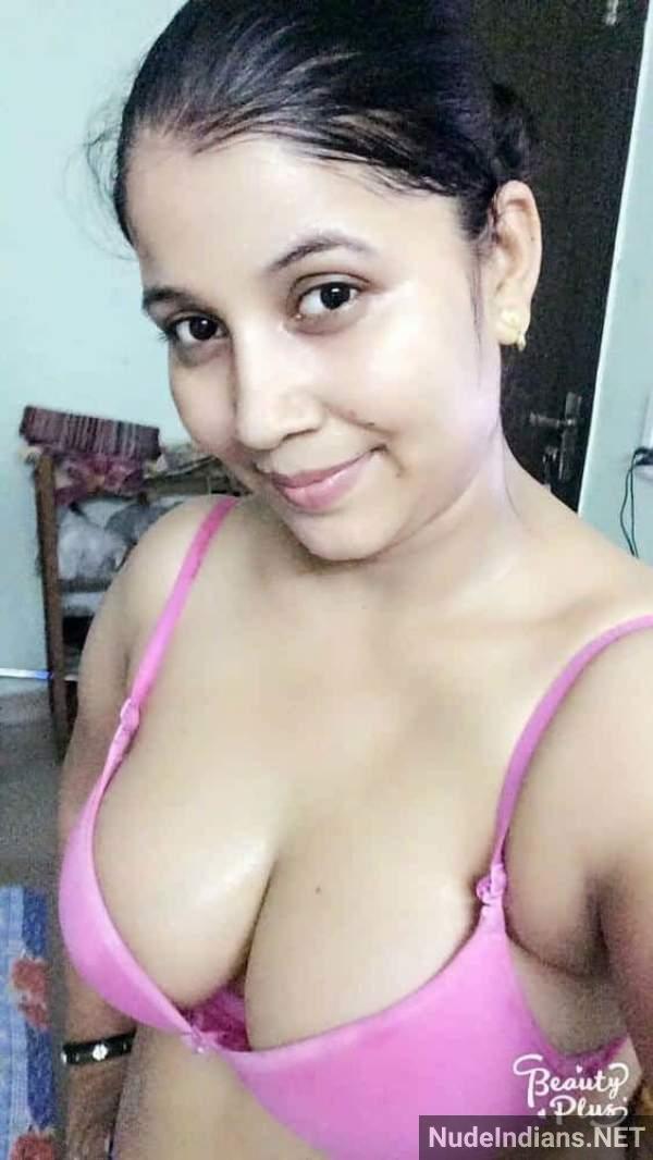 https://pub-5fcdf72a54cd4edbb03ec3edaa415a42.r2.dev/nakedleaks/sensuous_images_of_desi_bhabhi's_intimate_moments/45.jpg