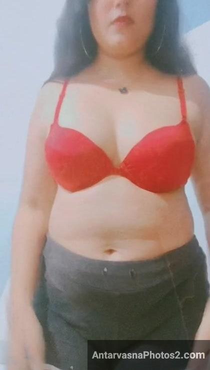 https://pub-5fcdf72a54cd4edbb03ec3edaa415a42.r2.dev/nakedleaks/sensuous_images_of_nepali_companion/0.jpg