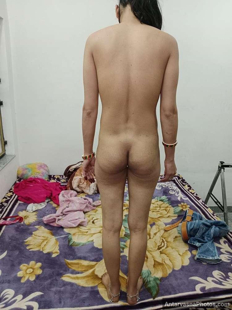 https://pub-5fcdf72a54cd4edbb03ec3edaa415a42.r2.dev/nakedleaks/sensuous_punjabi_sister-in-law_exposed_in_19_desi_nude_images/1.jpg
