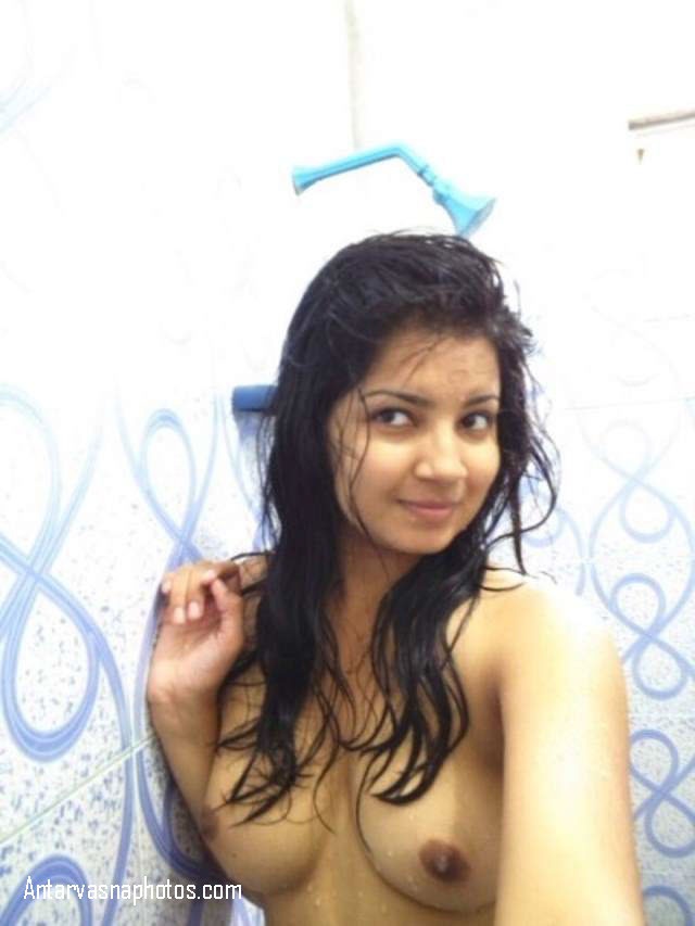 https://pub-5fcdf72a54cd4edbb03ec3edaa415a42.r2.dev/nakedleaks/sexy_babe's_seductive_shower_photos/3.jpg