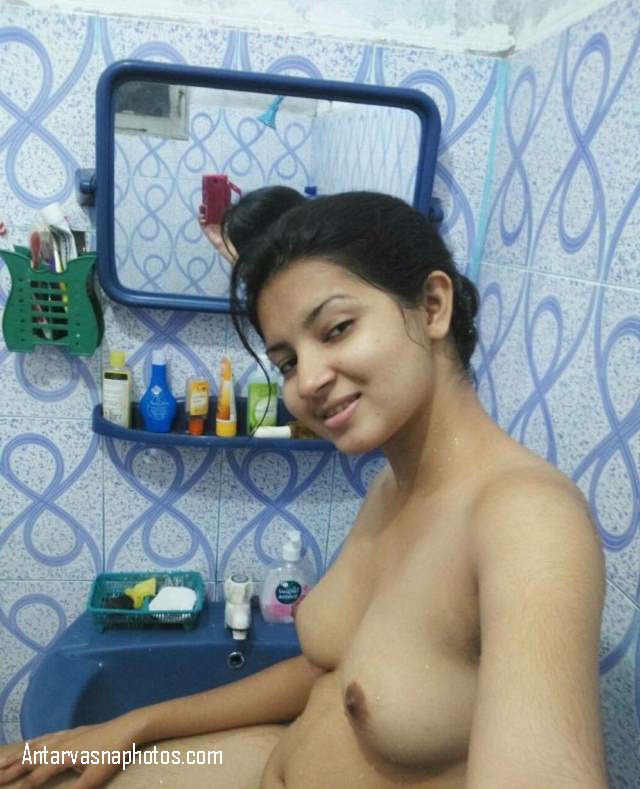 Sexy Babe's Seductive Shower Photos