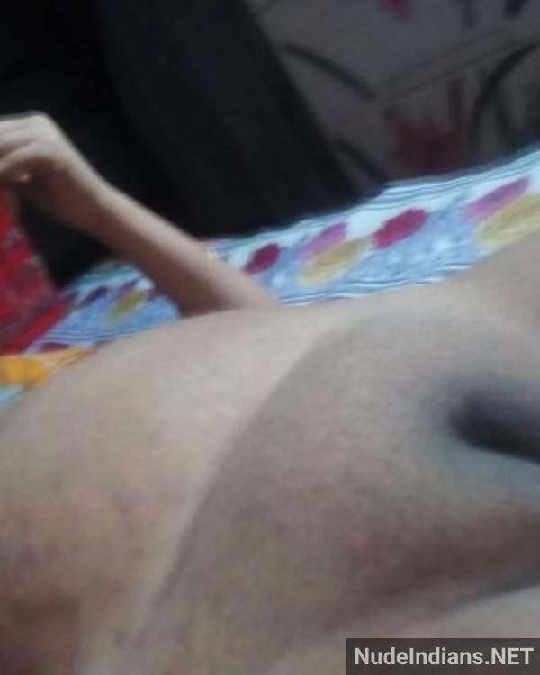 https://pub-5fcdf72a54cd4edbb03ec3edaa415a42.r2.dev/nakedleaks/sexy_images_of_busty_desi_aunties_and_milfs/2.jpg