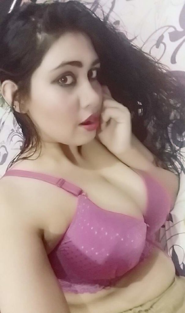 Simran's Playful Photos with Gorgeous Bosoms