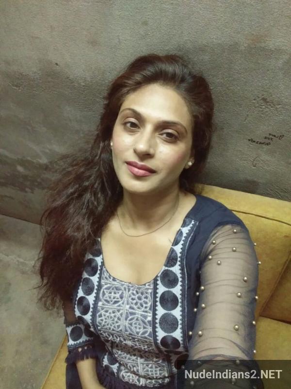 https://pub-5fcdf72a54cd4edbb03ec3edaa415a42.r2.dev/nakedleaks/single_muslim_aunt_heena's_sizzling_photos_showcase_her_allure/27.jpg