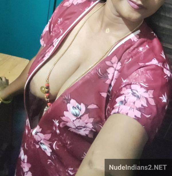 https://pub-5fcdf72a54cd4edbb03ec3edaa415a42.r2.dev/nakedleaks/sizzling_chennai_housewife's_intimate_nighty_display_with_dildo/1.jpg